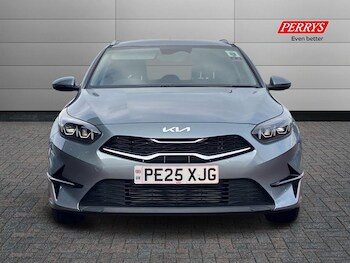 Used Kia Ceed 2025 for sale - 76462211: Photo