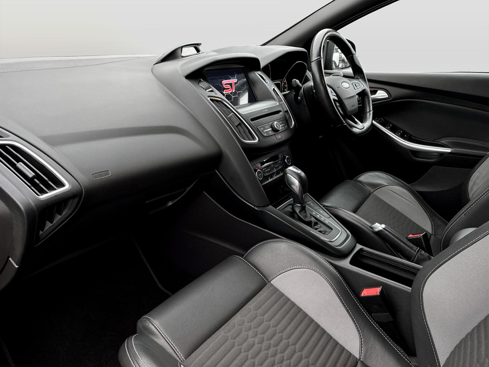 Used Ford Focus 2016 for sale - 77617216: Photo 17