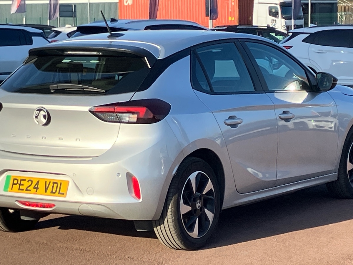 Vehicle 28