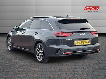 Used Kia Ceed 2025 for sale - 77460623: Photo