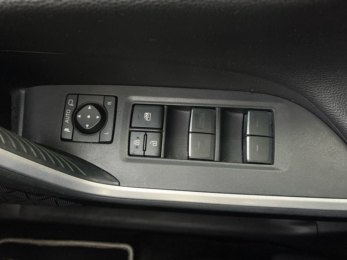 Used Toyota RAV4 2022 for sale - 76128152: Photo 18