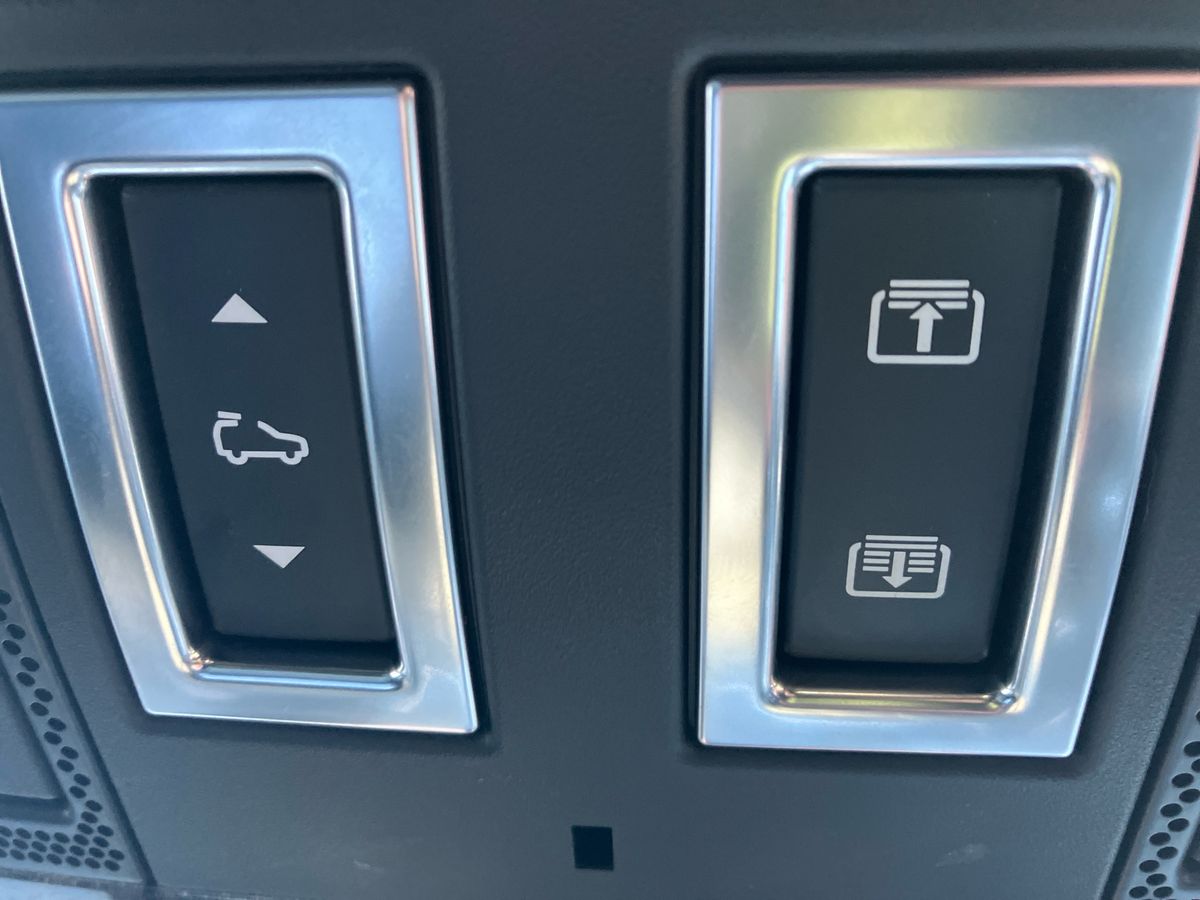 Used Land Rover Range Rover Velar 2022 for sale - 76565871: Photo 47