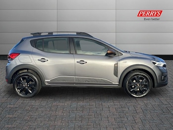 Used Dacia Sandero Stepway 2025 for sale - 76525919: Photo