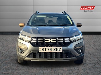 Used Dacia Sandero Stepway 2025 for sale - 76525919: Photo