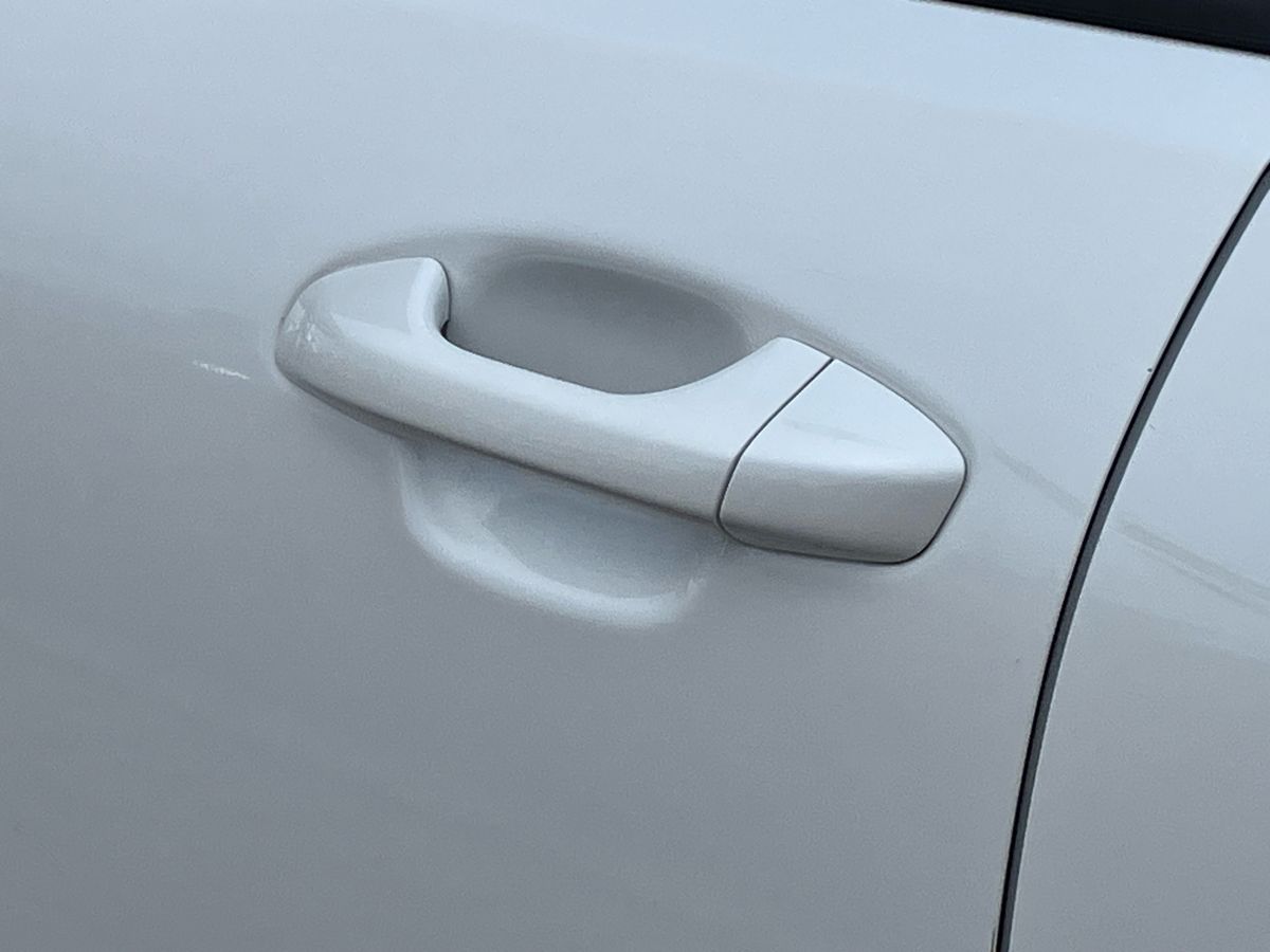 Used Kia Stonic 2024 for sale - 77460676: Photo 29