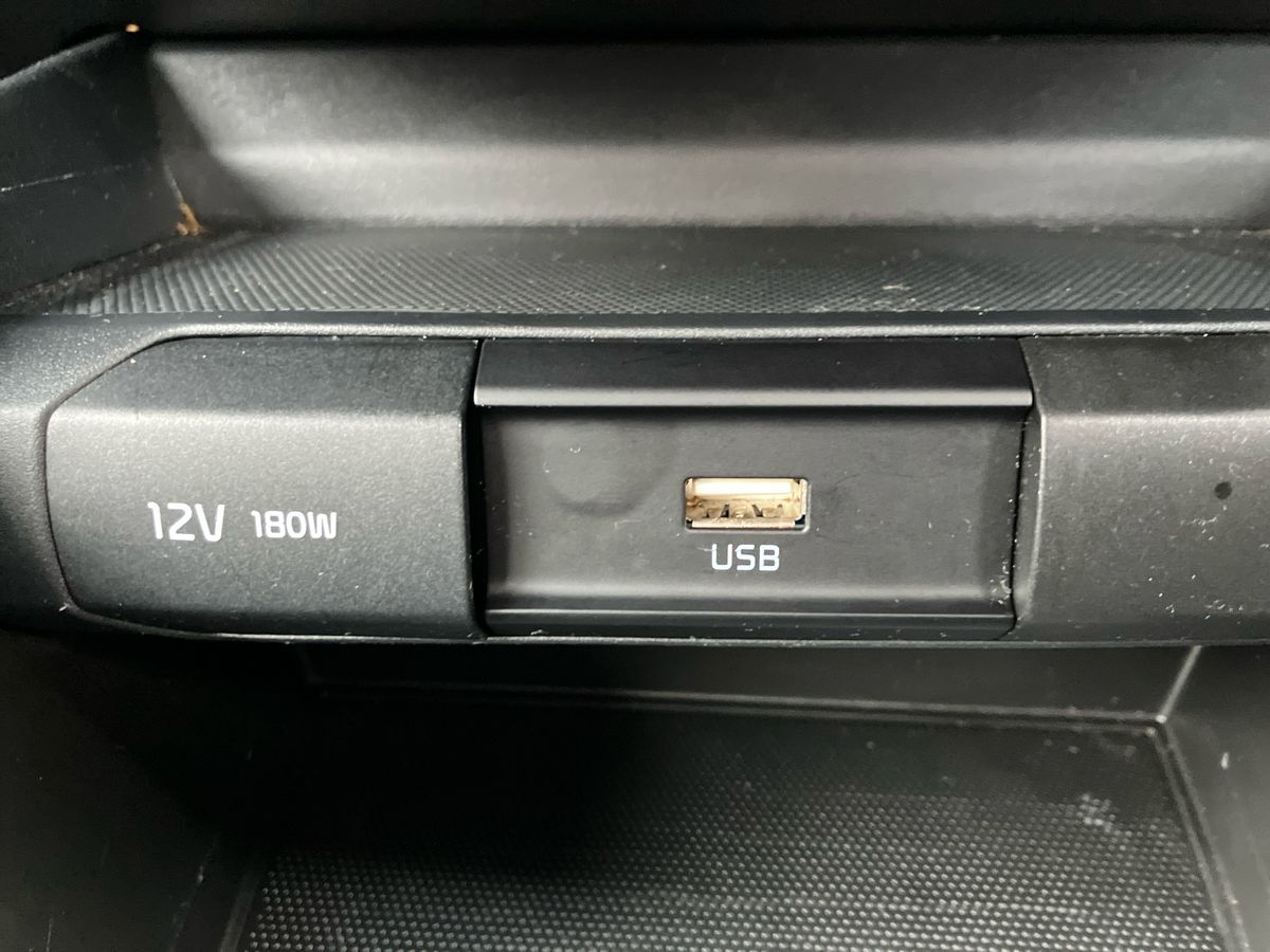 Used Kia Stonic 2024 for sale - 77460676: Photo 35