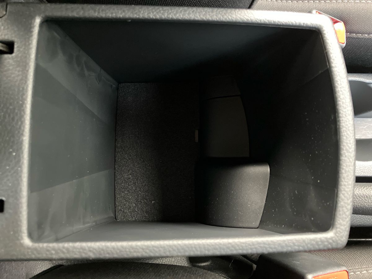 Used Kia Stonic 2024 for sale - 77460676: Photo 37