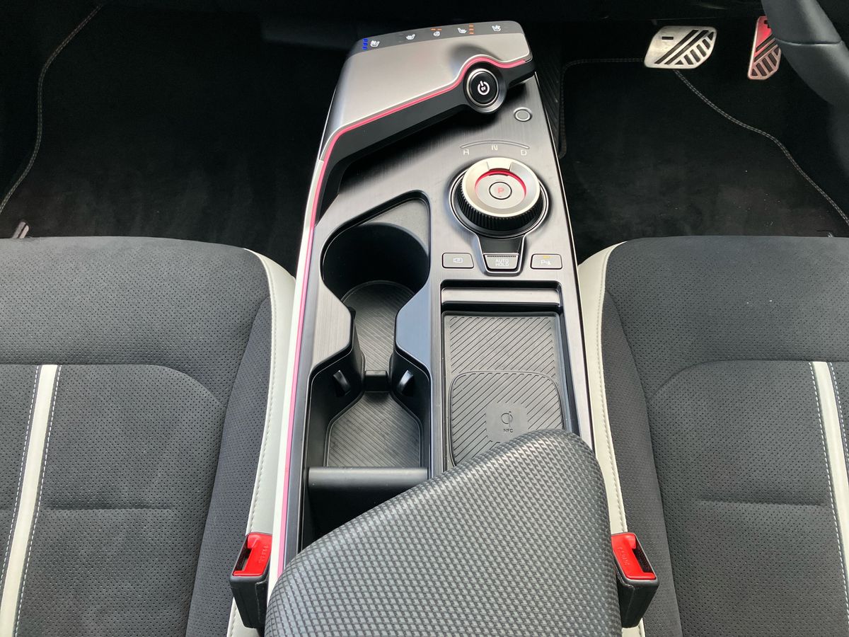 Used Kia EV6 2024 for sale - 76845461: Photo 17