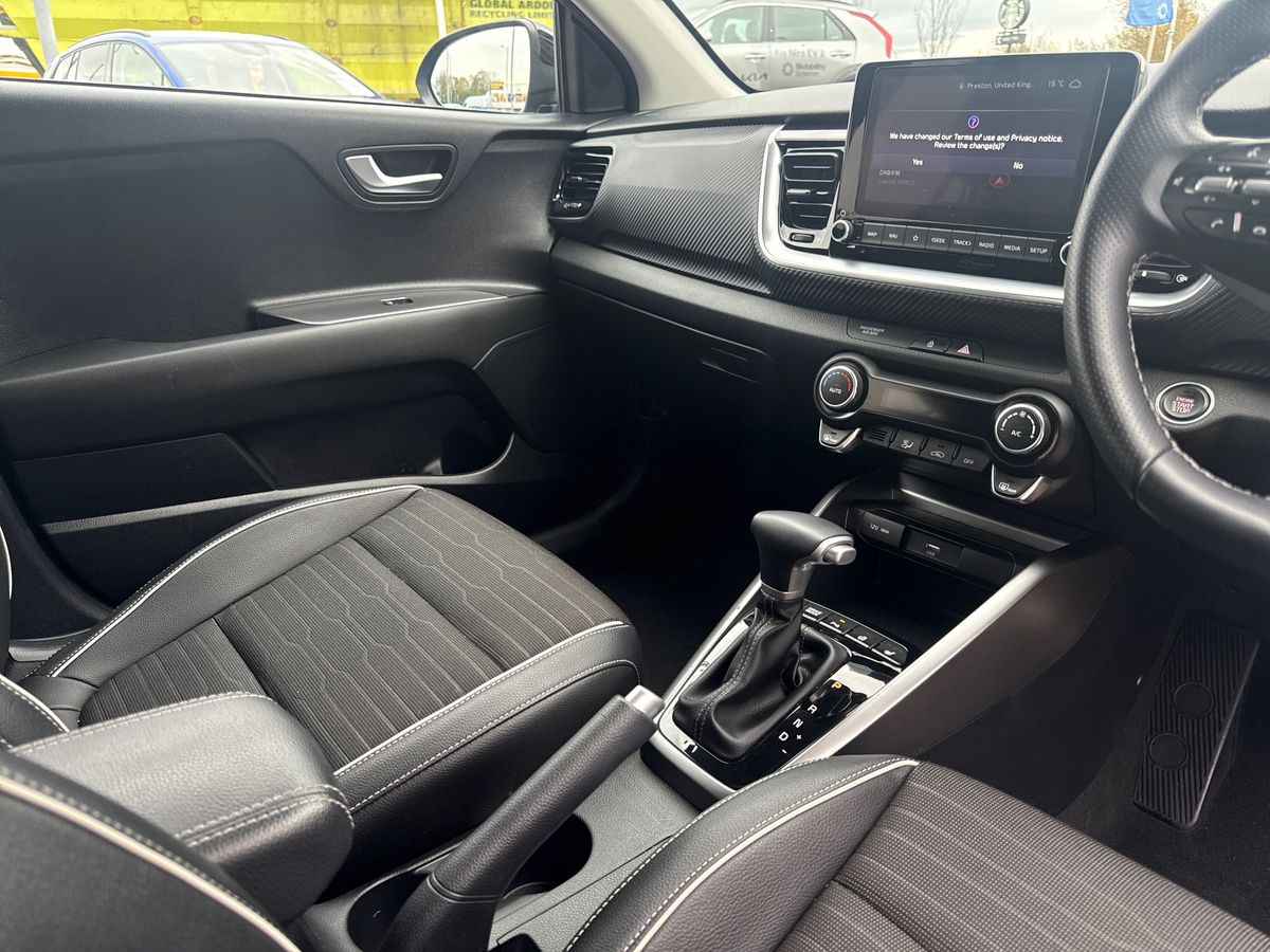 Used Kia Stonic 2023 for sale - 76425897: Photo 17
