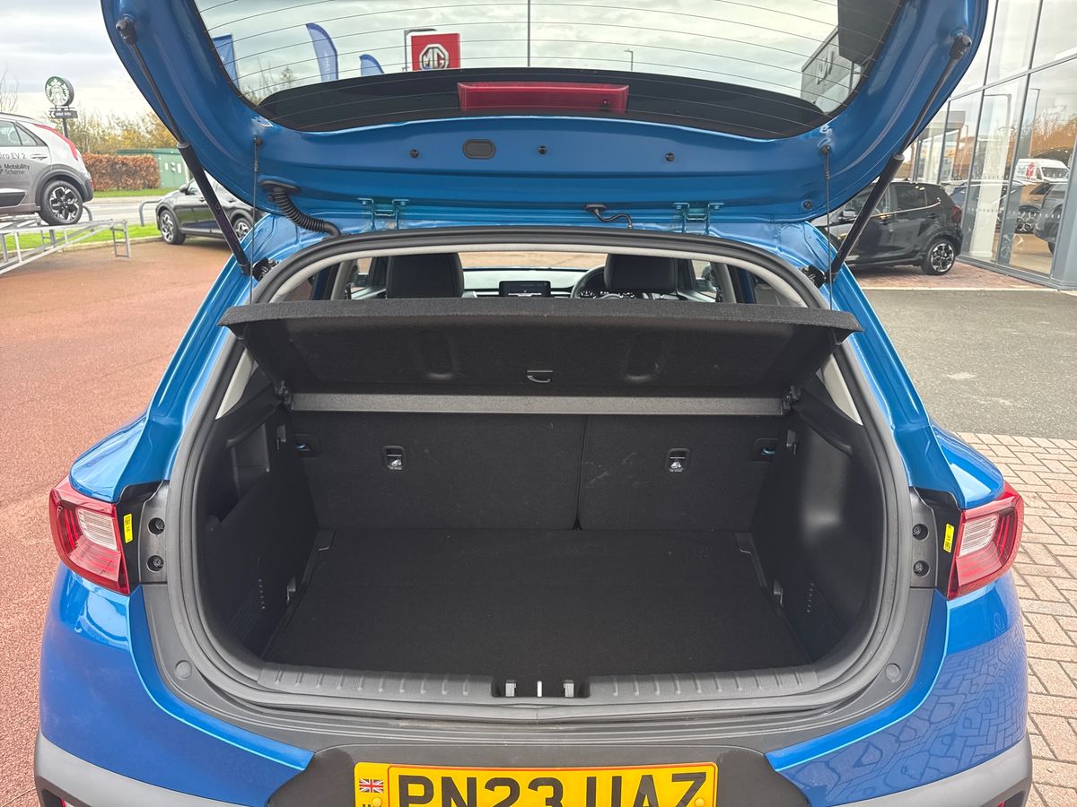 Used Kia Stonic 2023 for sale - 76425897: Photo 20