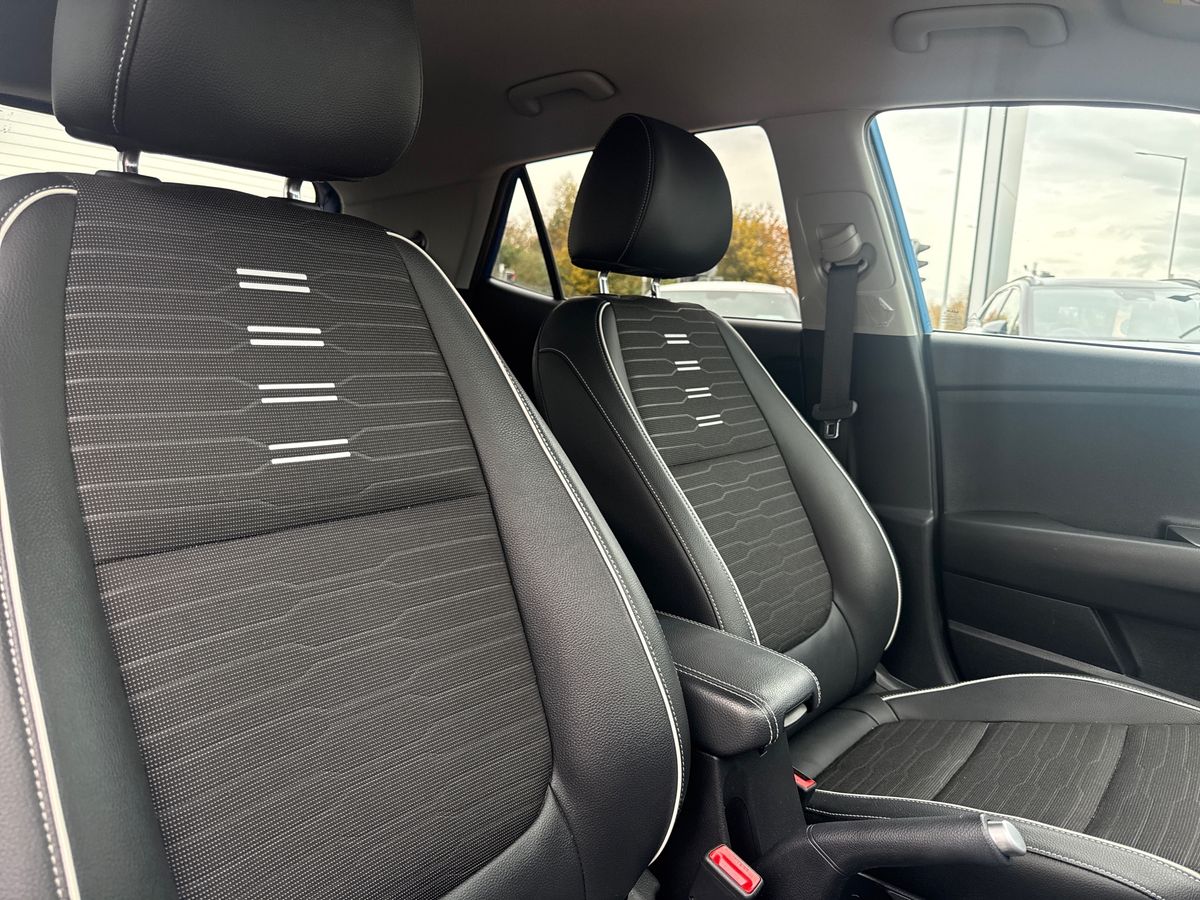 Used Kia Stonic 2023 for sale - 76425897: Photo 28