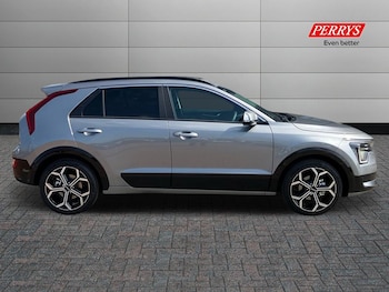 Used Kia Niro 2025 for sale - 76330762: Photo