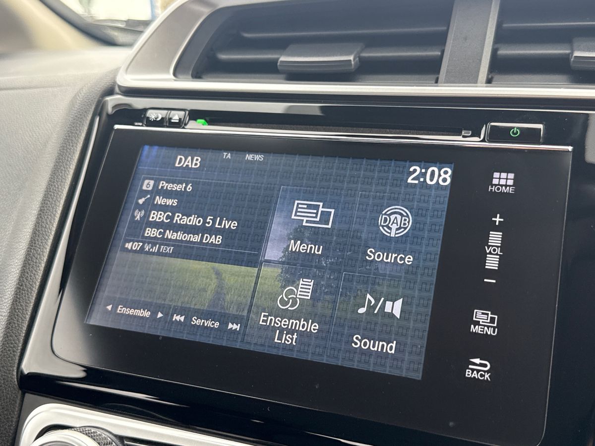 Used Honda Jazz 2016 for sale - 76412727: Photo 10