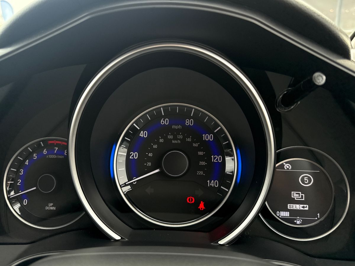 Used Honda Jazz 2016 for sale - 76412727: Photo 14