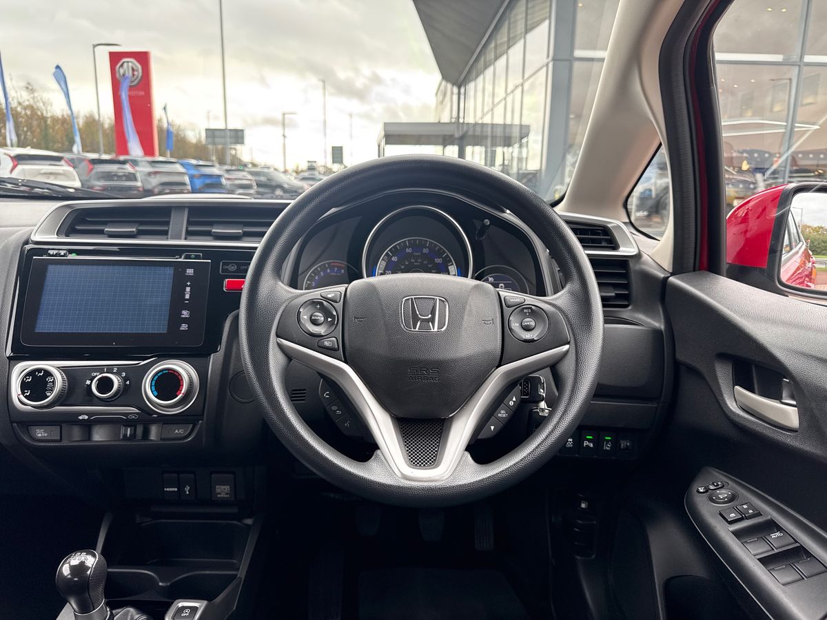 Used Honda Jazz 2016 for sale - 76412727: Photo 15