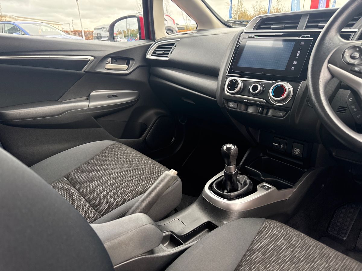 Used Honda Jazz 2016 for sale - 76412727: Photo 17