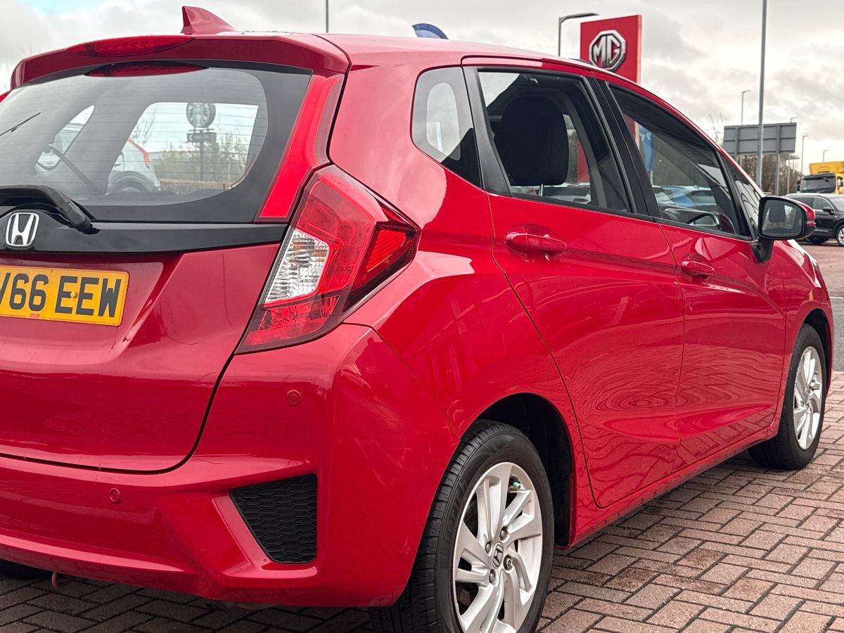 Used Honda Jazz 2016 for sale - 76412727: Photo 24