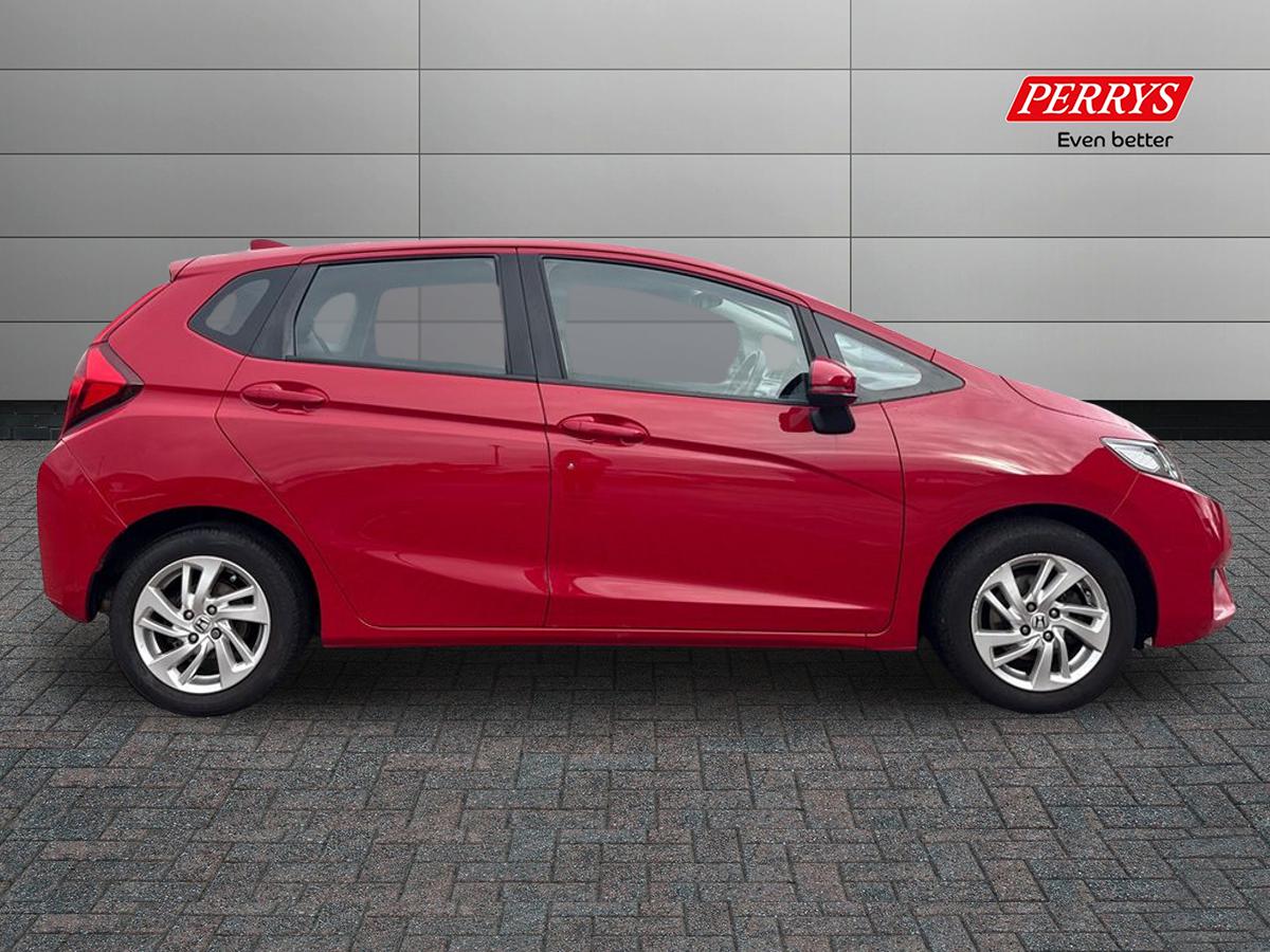Used Honda Jazz 2016 for sale - 76412727: Photo 3