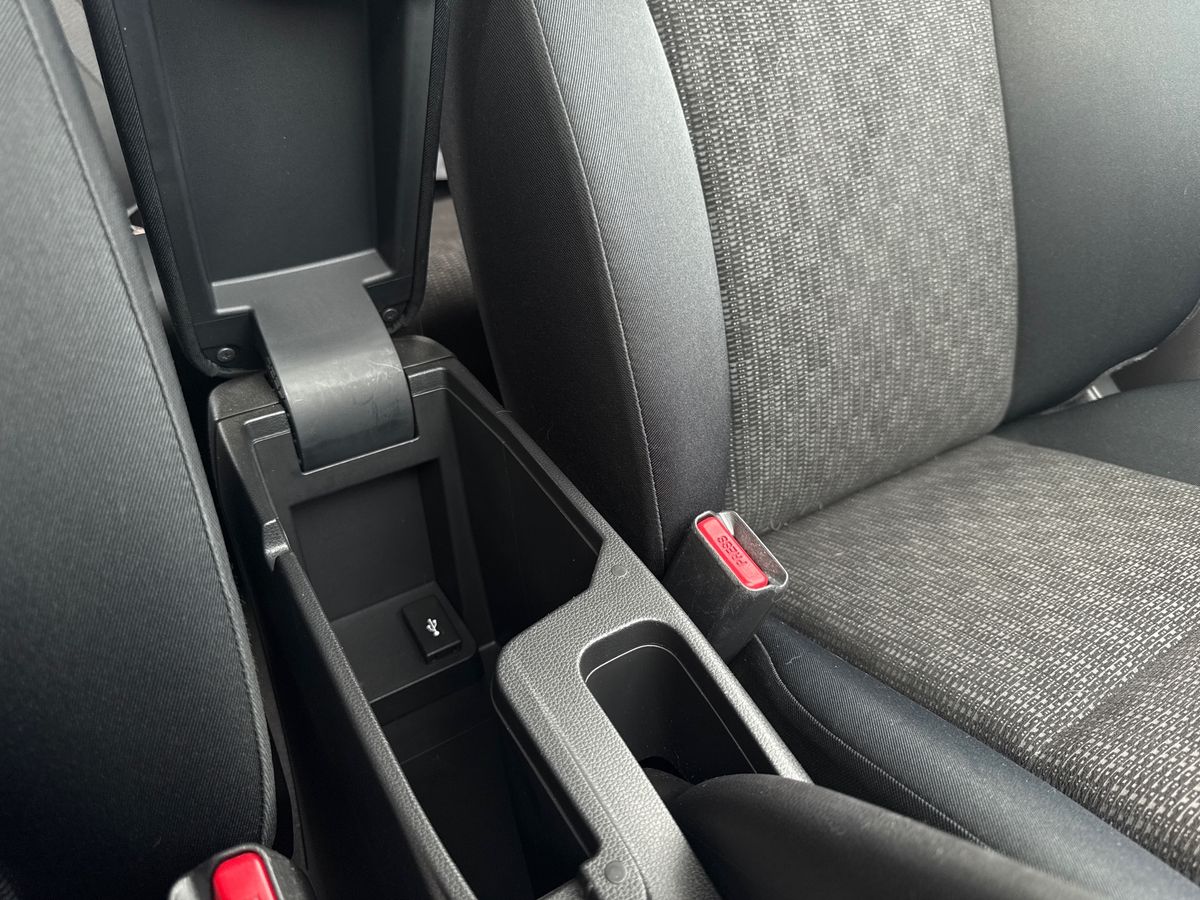 Used Honda Jazz 2016 for sale - 76412727: Photo 34