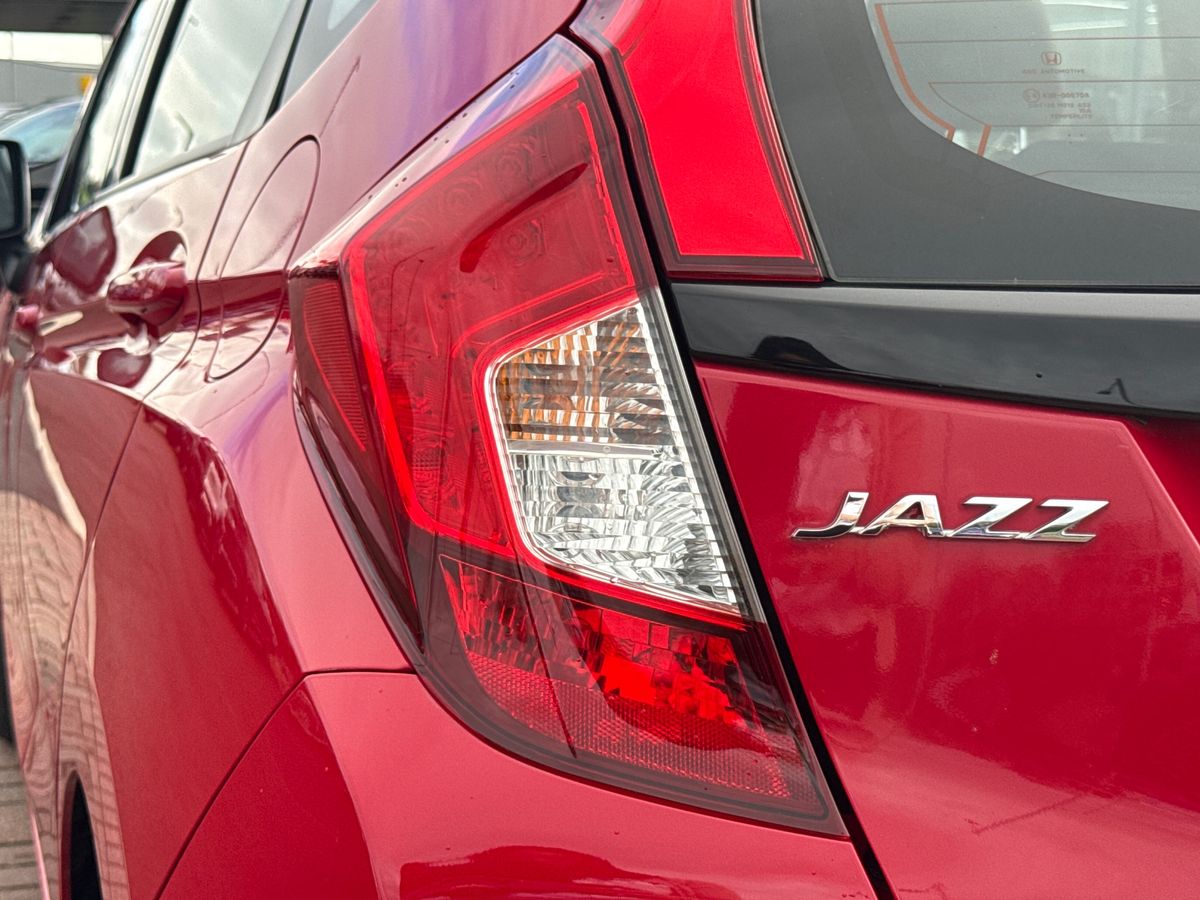 Used Honda Jazz 2016 for sale - 76412727: Photo 38