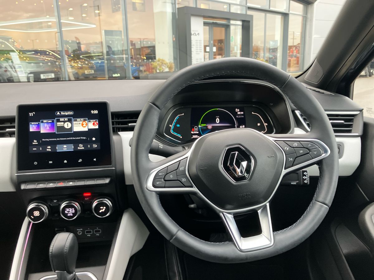 Used Renault Clio 2022 for sale - 76525924: Photo 15