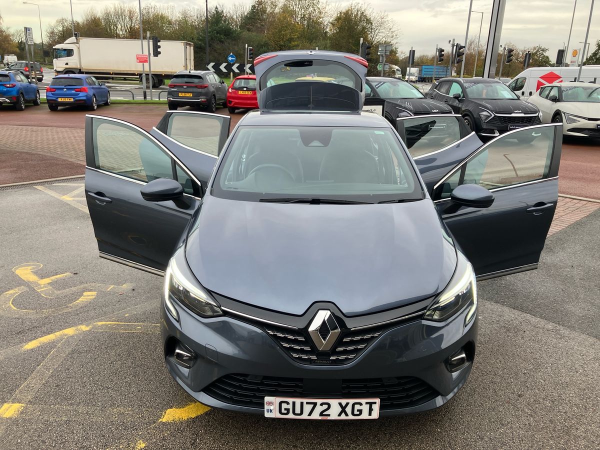 Used Renault Clio 2022 for sale - 76525924: Photo 41