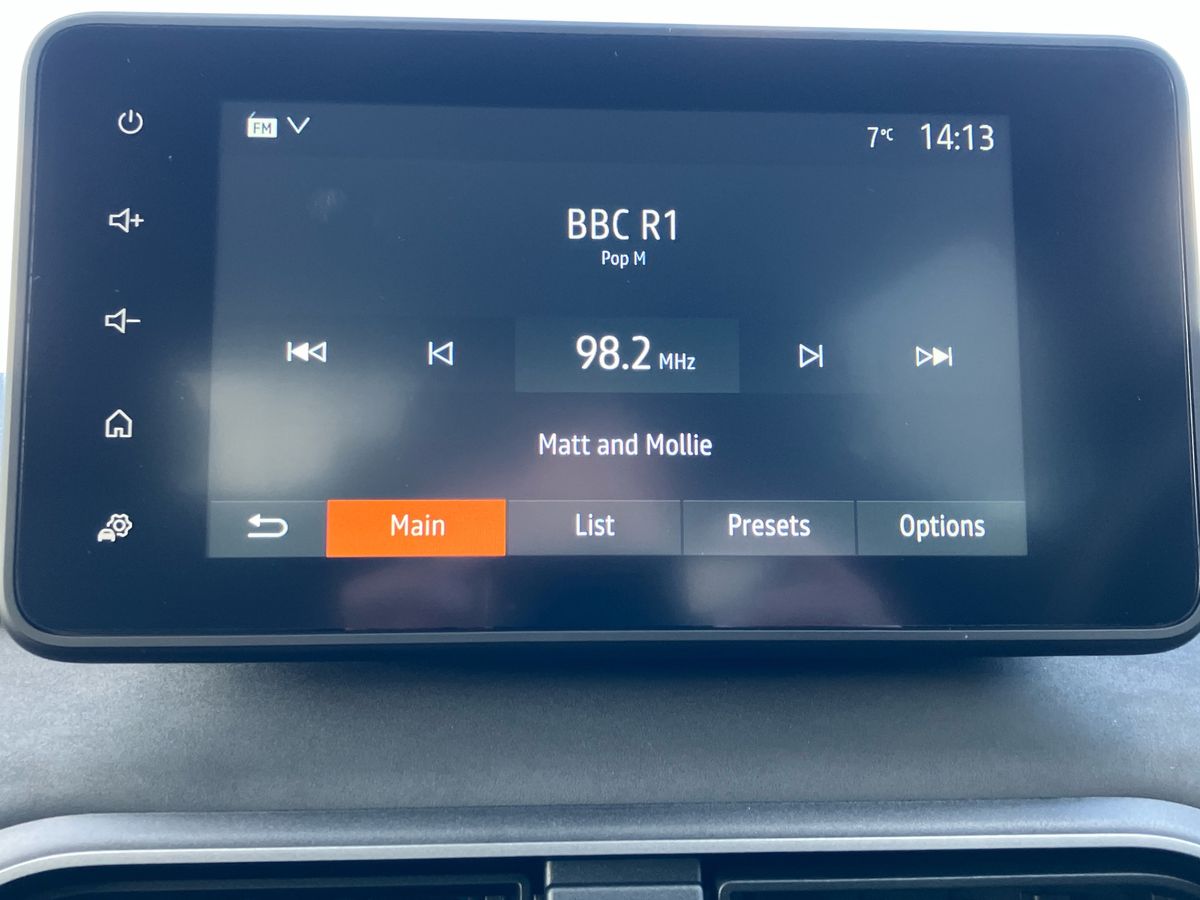 Used Dacia Sandero Stepway 2024 for sale - 77398587: Photo 10