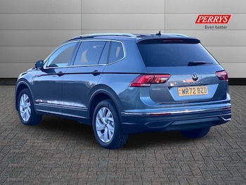Used Volkswagen Tiguan Allspace 2022 for sale - 76577609: Photo