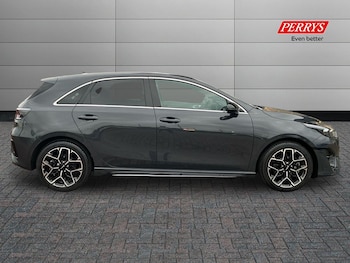 Used Kia Ceed 2025 for sale - 76436768: Photo