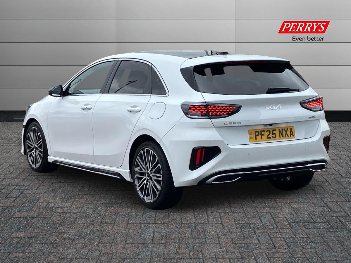 Used Kia Ceed 2025 for sale - 77529564: Photo 2