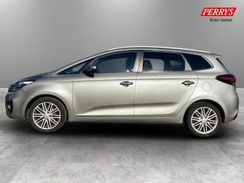 Used Kia Carens 2016 for sale - 78453704: Photo
