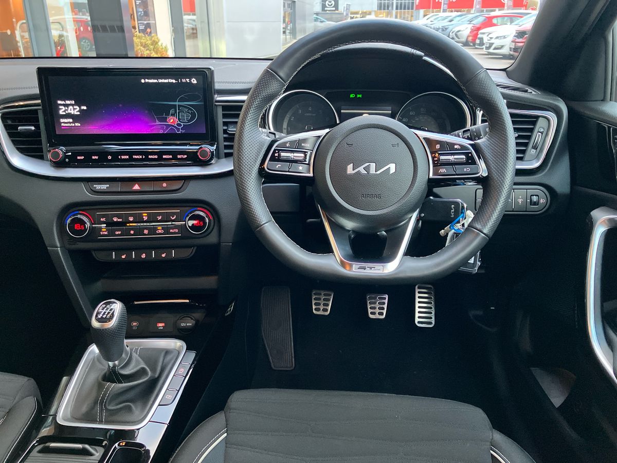 Used Kia XCeed 2025 for sale - 76845464: Photo 15