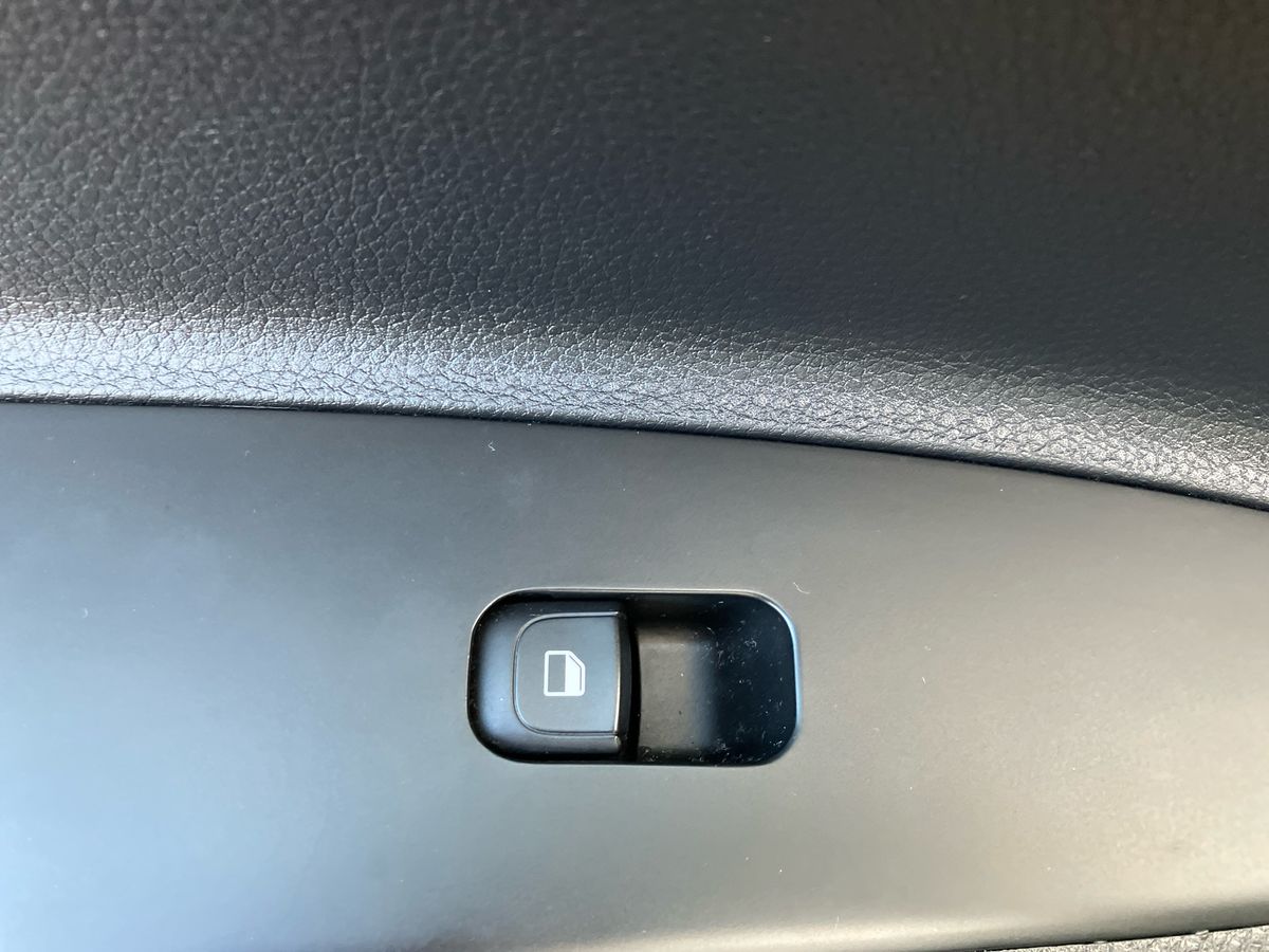 Used Kia Rio 2023 for sale - 76090225: Photo 24