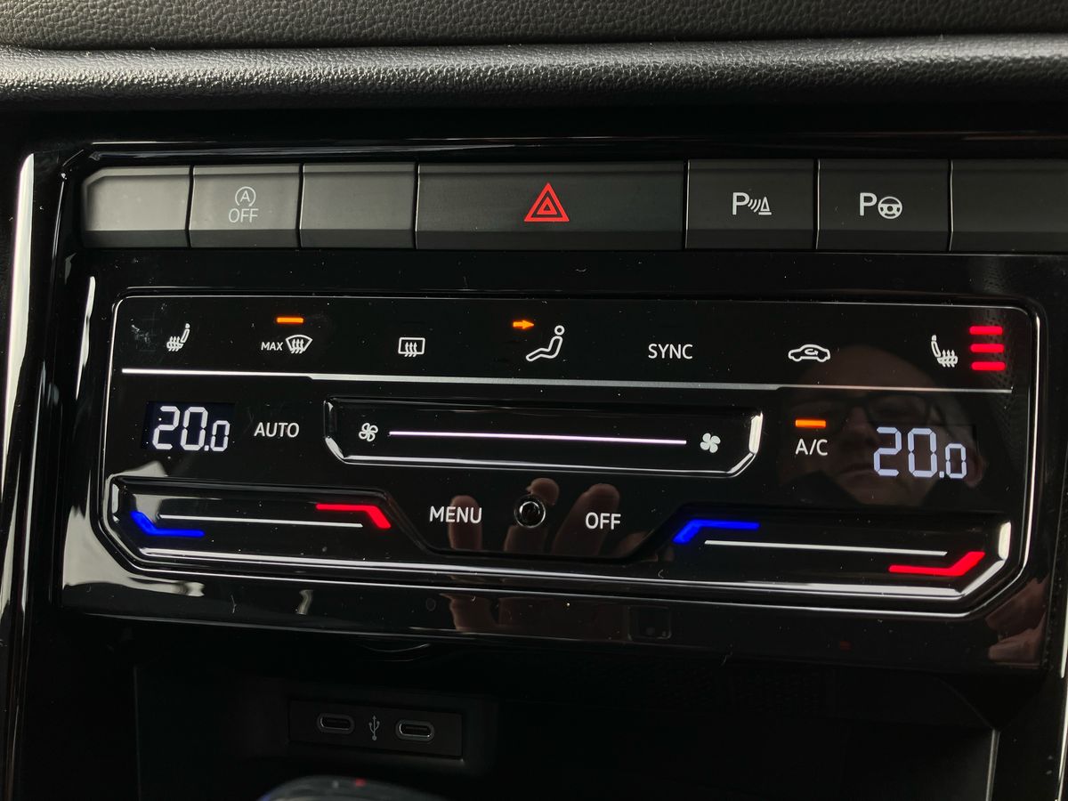 Used Volkswagen T-Roc 2023 for sale - 77283372: Photo 12