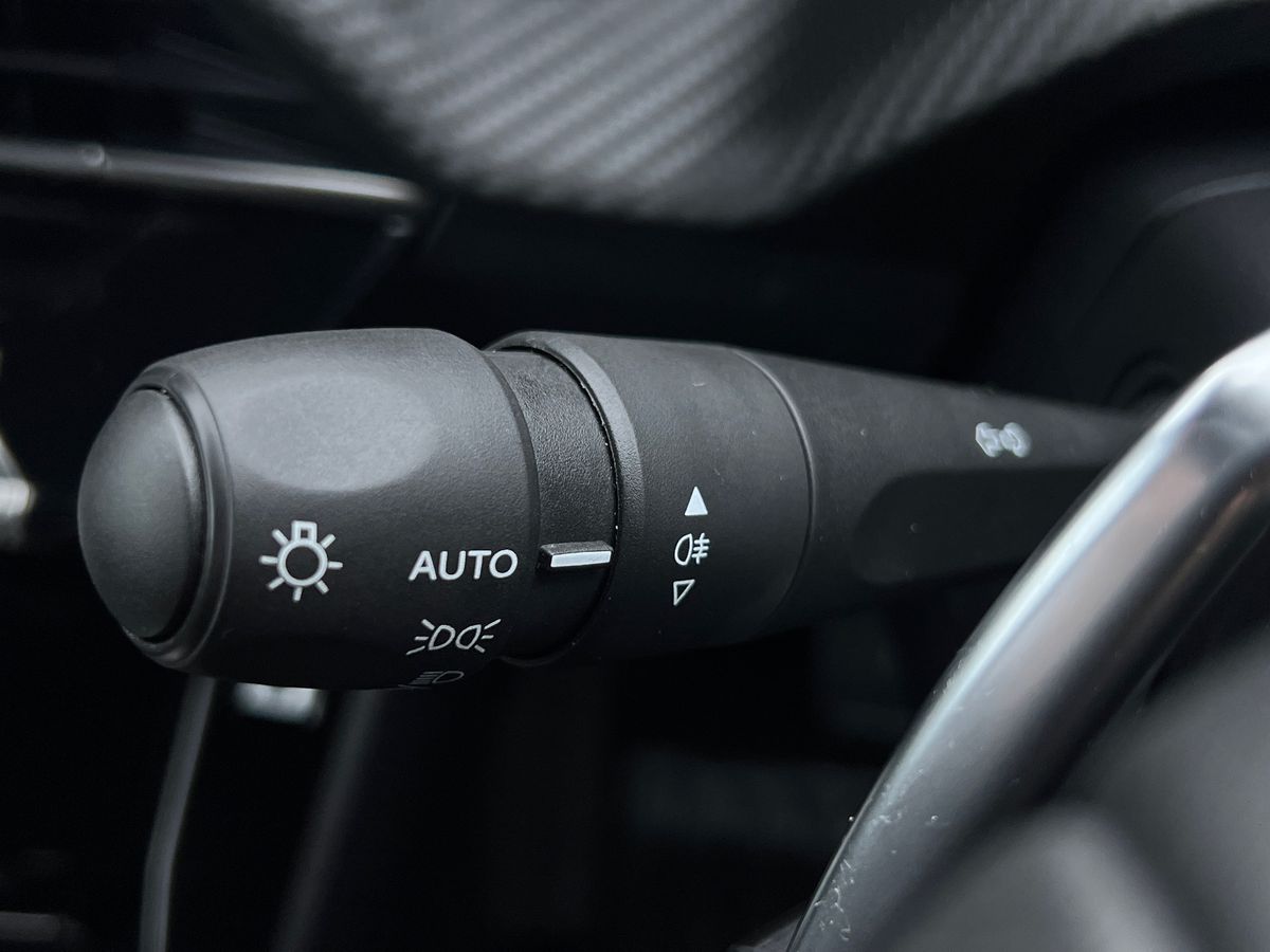 Used Peugeot 2008 2025 for sale - 77617230: Photo 41