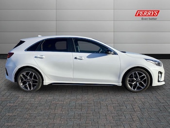 Used Kia Ceed 2021 for sale - 77240495: Photo