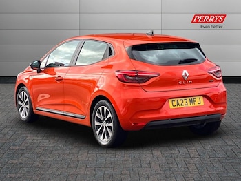 Used Renault Clio 2023 for sale - 75849905: Photo