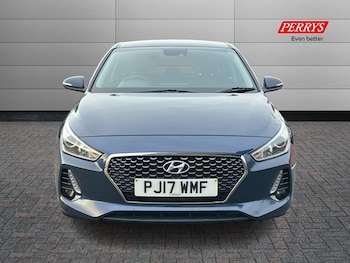Used Hyundai i30 2017 for sale - 77125312: Photo