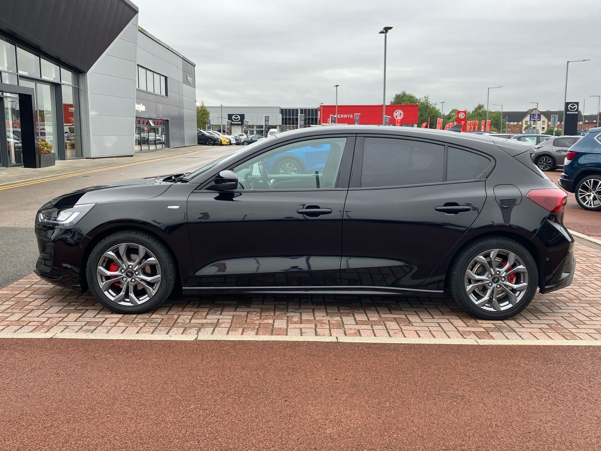 Used Ford Focus 2023 for sale - 76090296: Photo 29