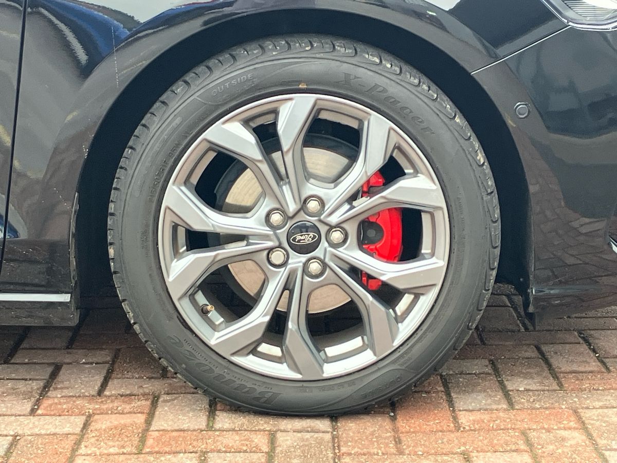 Used Ford Focus 2023 for sale - 76090296: Photo 8