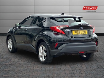 Used Toyota C-HR 2019 for sale - 75786658: Photo