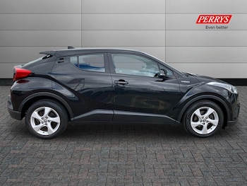 Used Toyota C-HR 2019 for sale - 75786658: Photo