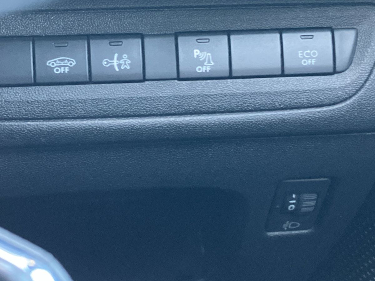 Used Peugeot 2008 2016 for sale - 77058538: Photo 29