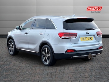 Used Kia Sorento 2017 for sale - 76957999: Photo