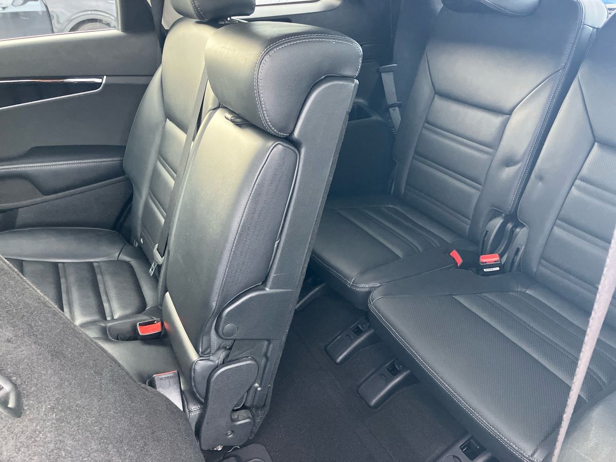 Used Kia Sorento 2017 for sale - 76957999: Photo 33