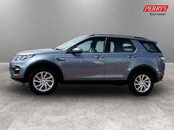 Used Land Rover Discovery Sport 2018 for sale - 79754008: Photo