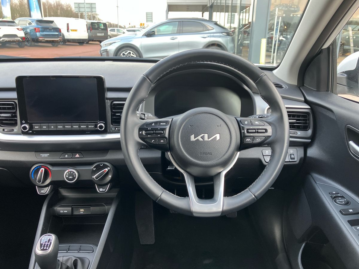 Used Kia Stonic 2024 for sale - 77617241: Photo 15