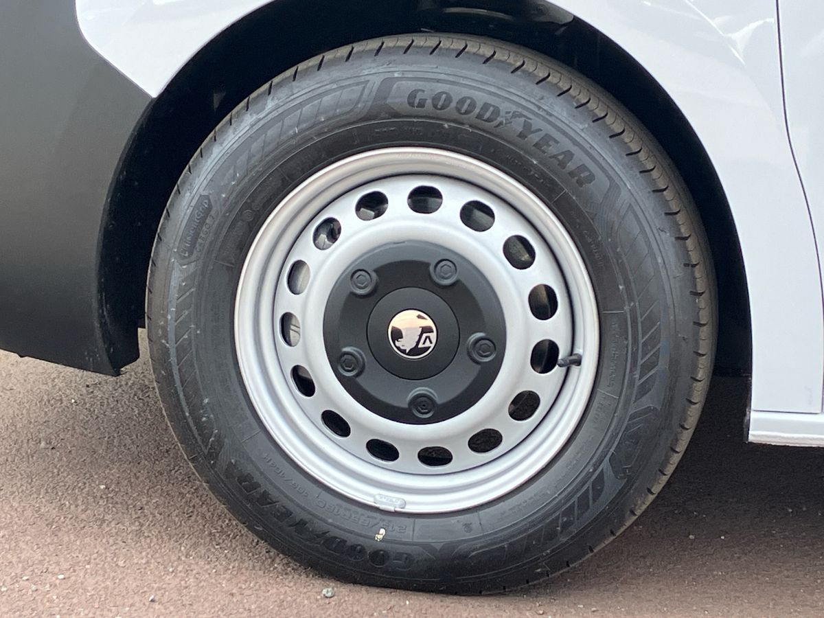 Used Vauxhall Vivaro 2025 for sale - 76588824: Photo 7