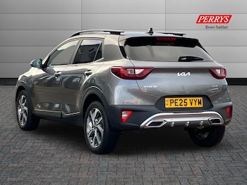 Used Kia Stonic 2025 for sale - 76807887: Photo