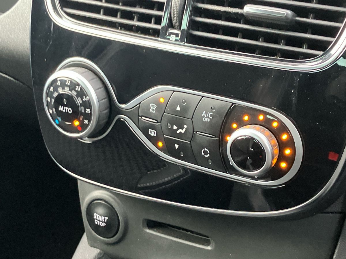 Used Renault Clio 2019 for sale - 77195978: Photo 12